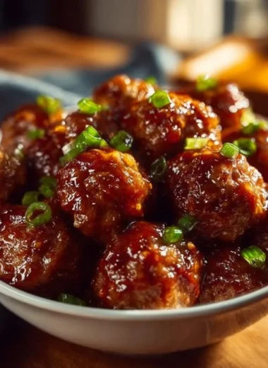 Delicious Sweet Chili Meatballs in a crockpot for easy cooking