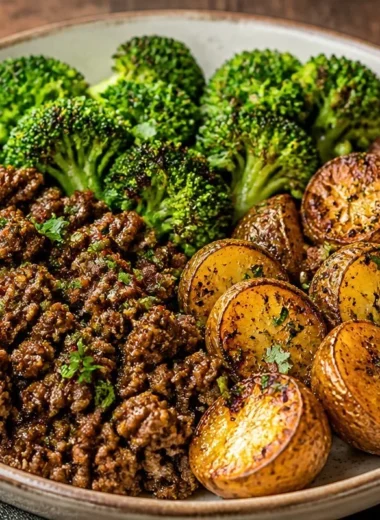 Golden Beef and Broccoli Potato Bowl with tender beef and fresh broccoli